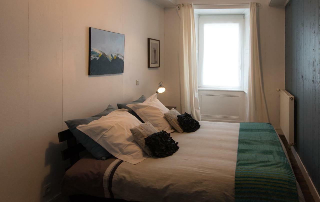 Les Chambres De Lourmel Понтиви Екстериор снимка